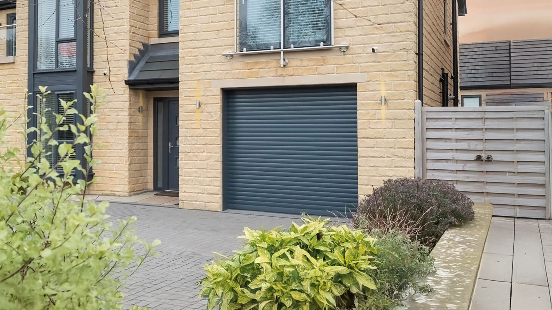 AlluGuard Roller Garage Doors